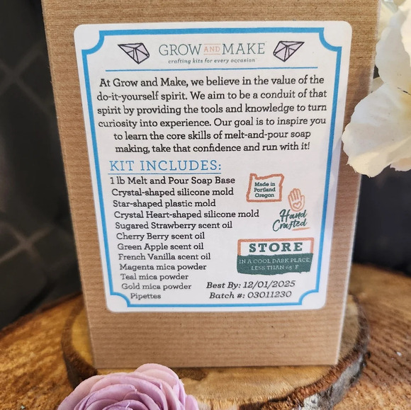 Cosmic melt and pour soap crafting kit NIB - Picture 4 of 5